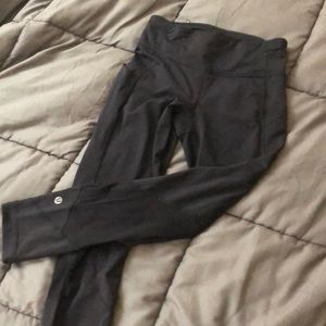 Lululemon black running Capri pants